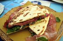 Chef israeliano in tour in Emilia Romagna per raccontare in tv i sapori e lo street food regionale