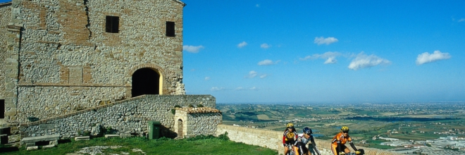 In Emilia Romagna due bike-giornalisti inviati dal famoso magazine tedesco Tour.  Inizia domani il Press Trip tra Verucchio e Fratta Terme