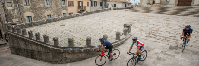 Il freelance inglese Mark Bailey in Emilia Romagna a scoprire in anteprima gli itinerari del Giro d’Italia e la Granfondo Nove Colli