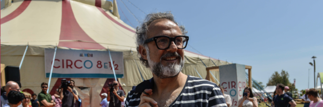 Il 18 e 19 giugno torna “Al Meni”: Massimo Bottura con i grandi chef nel circo dei sogni di Fellini