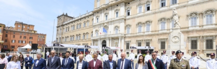 MOTOR VALLEY FEST 2025: TAGLIO DEL NASTRO TRA ECCELLENZE E INNOVAZIONE La cerimonia si è tenuta in Piazza Roma a seguito del convegno inaugurale