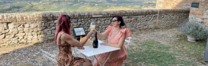 In Emilia-Romagna oltre l’aperitivo c’è di più: 8 esperienze tra sorsi d’arte, cultura, cinema e gusto