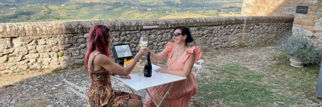 In Emilia-Romagna oltre l’aperitivo c’è di più: 8 esperienze tra sorsi d’arte, cultura, cinema e gusto