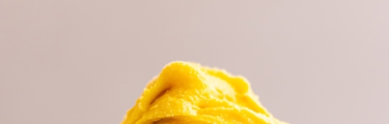 Estate, voglia di gelato, in Emilia-Romagna i più originali: dal Sorbetto al Sangiovese ai gelati a Calendula, Glicine e Gelsomino