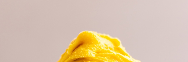 Estate, voglia di gelato, in Emilia-Romagna i più originali: dal Sorbetto al Sangiovese ai gelati a Calendula, Glicine e Gelsomino