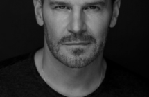 A RICCIONE, ARRIVA DAVID BOREANAZ, L’ATTORE DAI MILLE VOLTI, INDIMENTICABILE ANGEL DI BUFFY L’AMMAZZAVAMPIRI