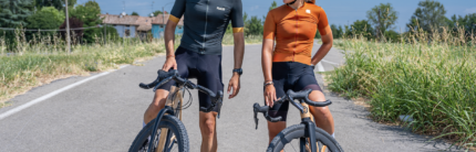 Pedali, cultura e sapori: Emilia Bike Experience si svela a tour operator internazionali in un eductour