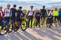 Cicloturismo: arrivato dall’Asia in Emilia-Romagna il primo storico gruppo di ciclisti da Singapore
